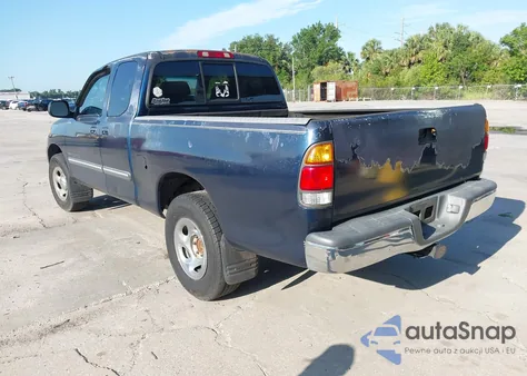 2003 Toyota Tundra Sr5 z USA, uszkodzony, nr VIN 5TBRN34123S347000